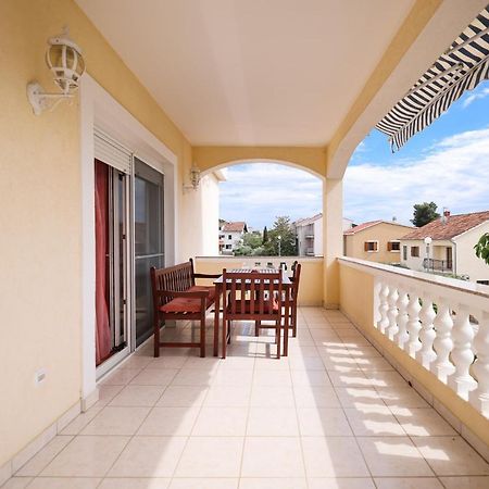 Apartments Veronika ザダル エクステリア 写真