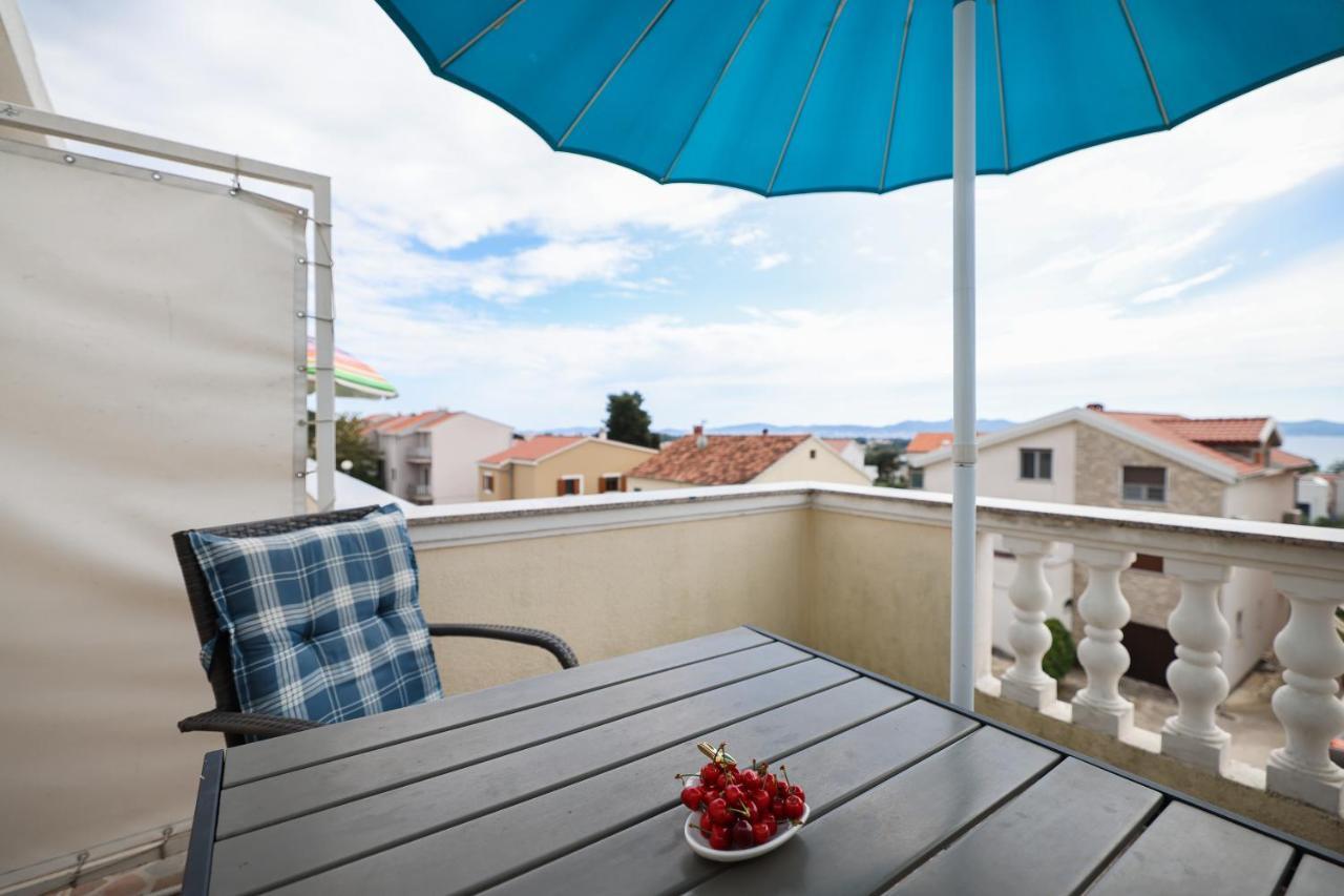Apartments Veronika ザダル エクステリア 写真