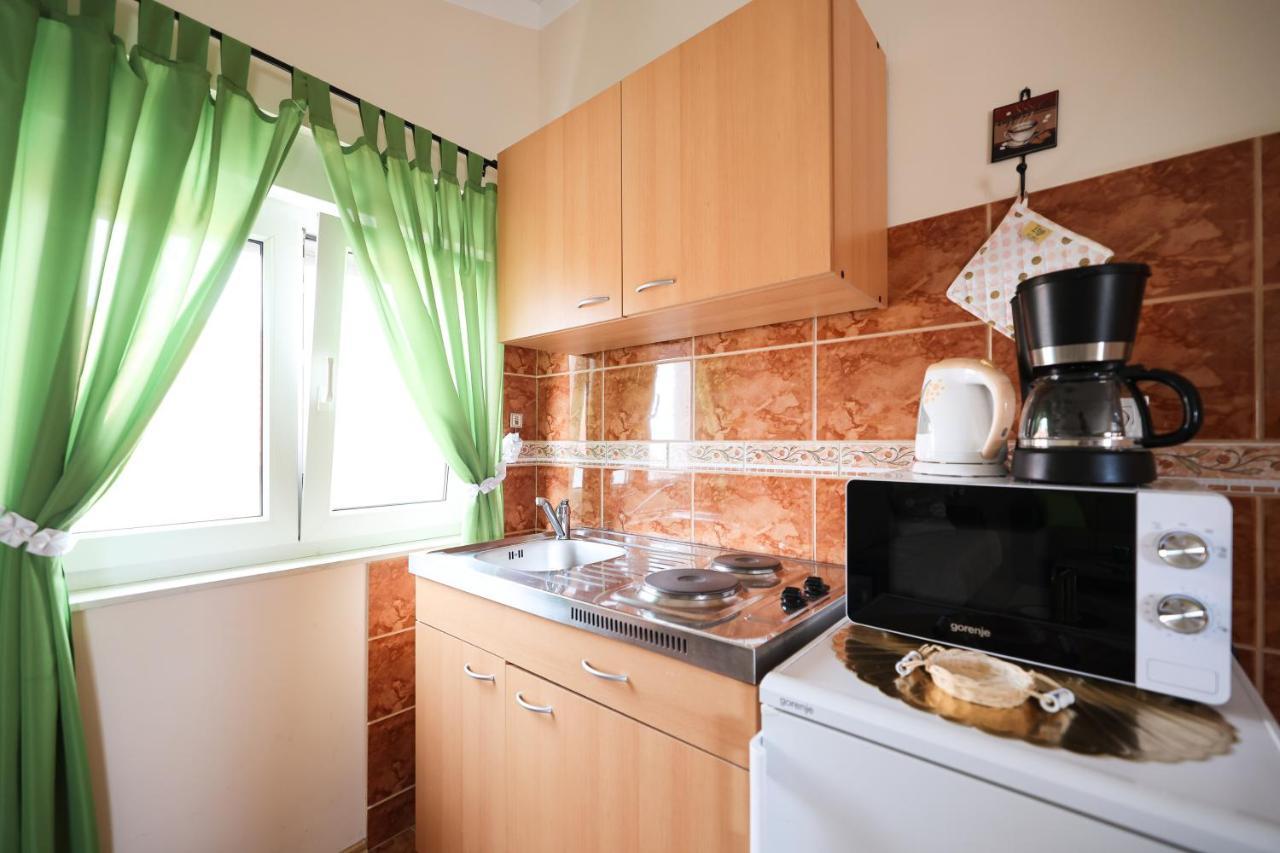 Apartments Veronika ザダル エクステリア 写真