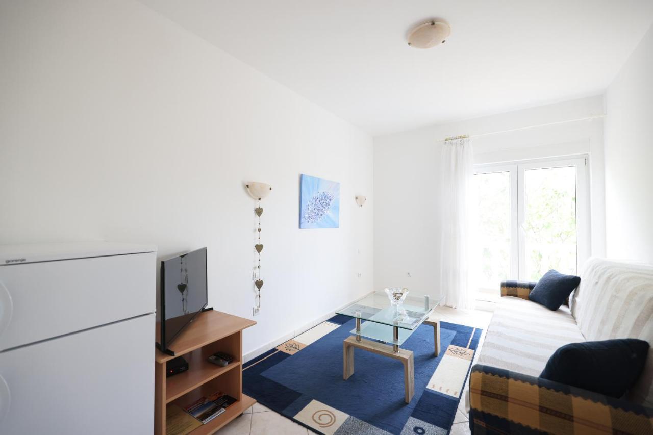 Apartments Veronika ザダル エクステリア 写真